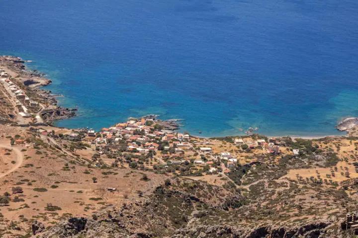 Kapetanianá Traditional Stone House By The Sea... מראה חיצוני תמונה